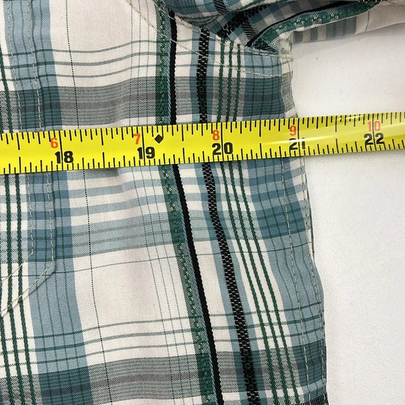 Royal Robbins  Men's Short Sleeve Medium Green Plaid Shirt - Picture 3 of 7